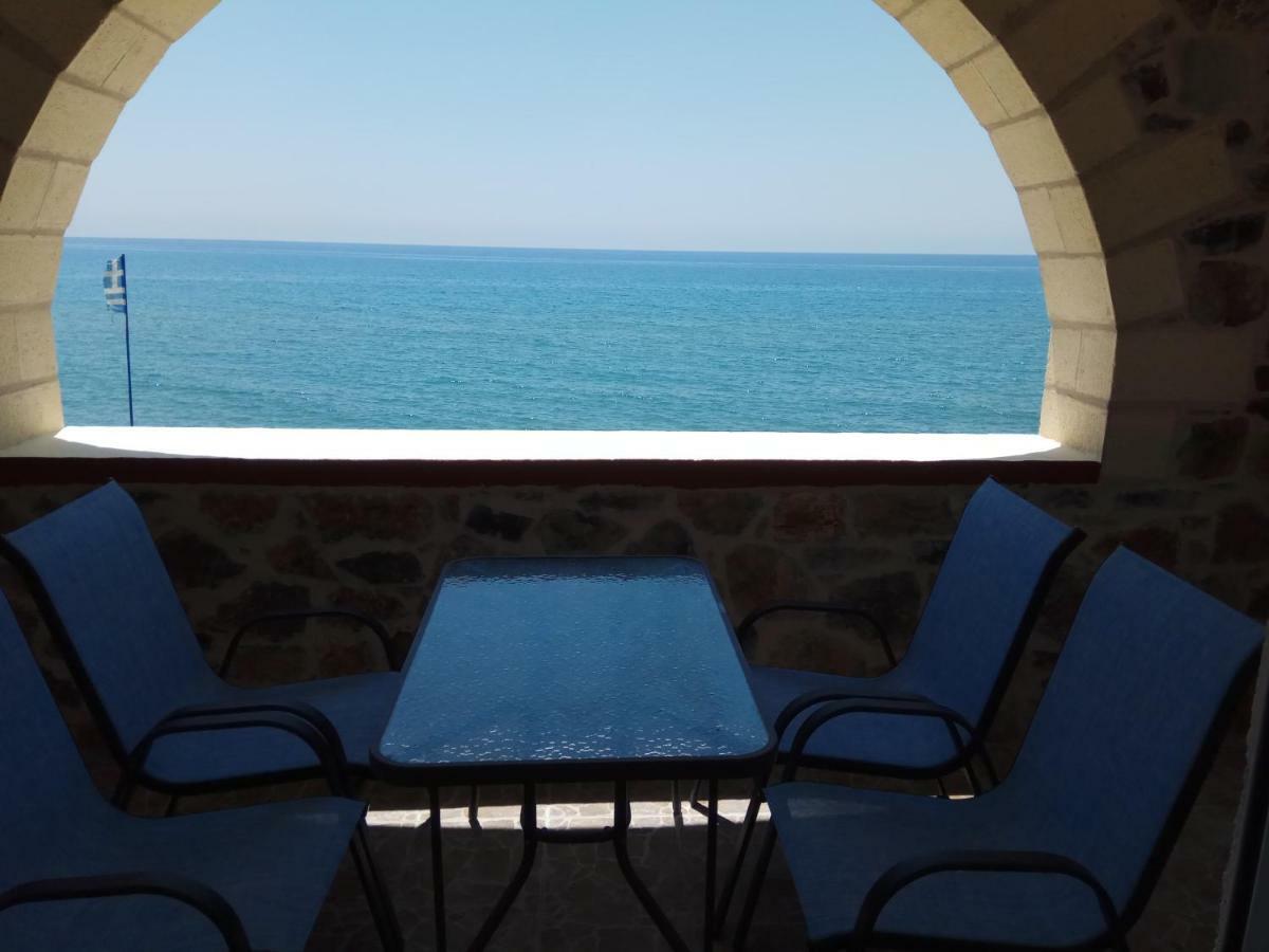 Zea Waves Apartments Kastri  Exterior foto